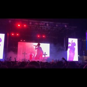 Meet your Posher, Nicholas